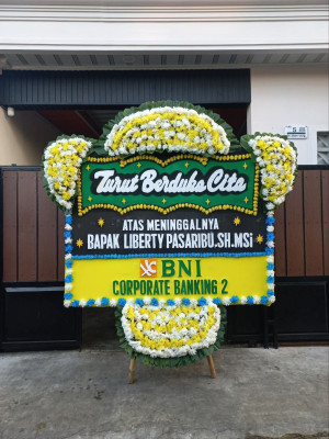 Papan Bunga Duka di Sidangkal