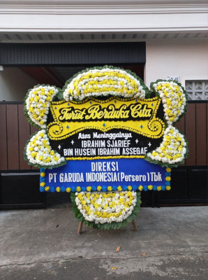 Papan Bunga Duka di Sidangkal