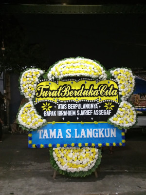 Papan Bunga Duka di Sidangkal