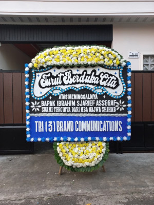 Papan Bunga Duka di Sidangkal